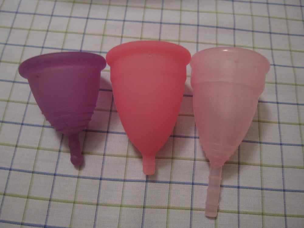 разный размер капы для месячных