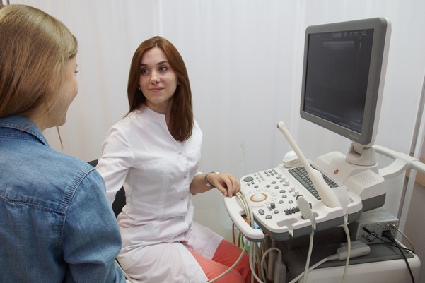 В кабинете перед проведением исследования